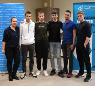 Učenici Tehničke škole Rade Metalac